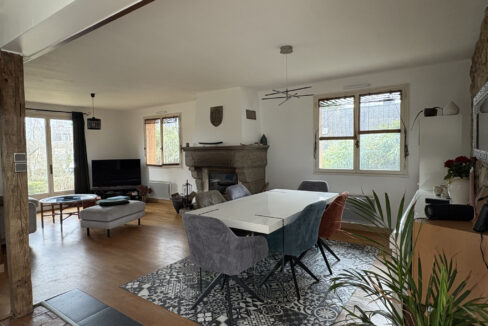 photo_8eb8814336f974d32bf1d4a5a3a555f4