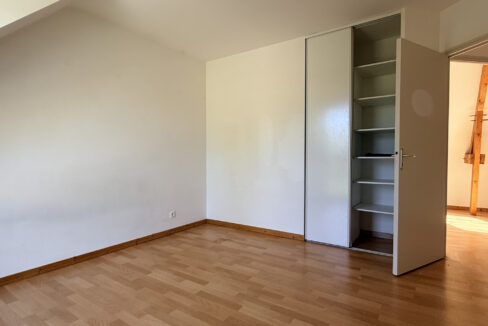 photo_215e7f331cf543e48f3a4956ca27ab39